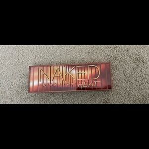 Urban Decay naked heat